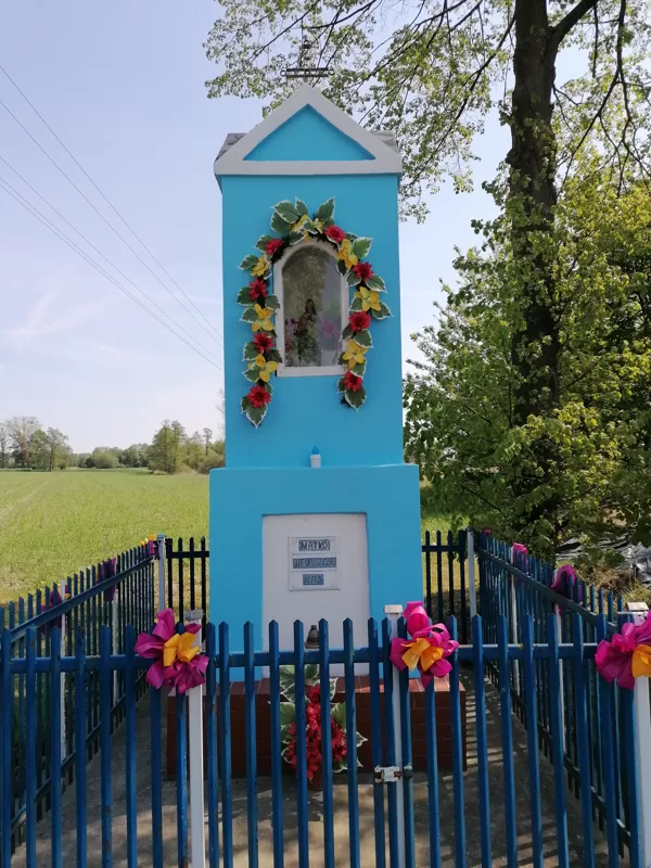 Kapliczka Matki Bożej w Brudnowie